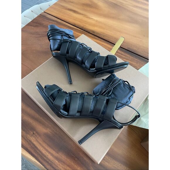 BURBERRY Beverly Cut-Out Calf Leather Laced Stiletto Heels Size 36 NWB - Picture 1 of 11